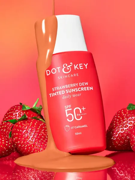 Dot & Key Strawberry Dew Tinted Sunscreen SPF 50 PA+++ – Warm Ivory 02 (50ml)
